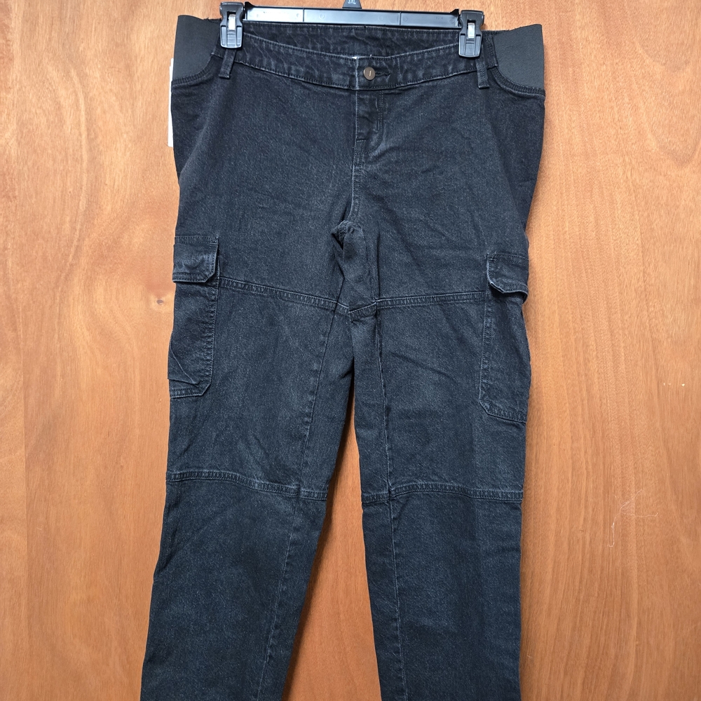 NWT Isabel Maternity By Ingrid & Isabel Black Straight Leg Jeans size 10